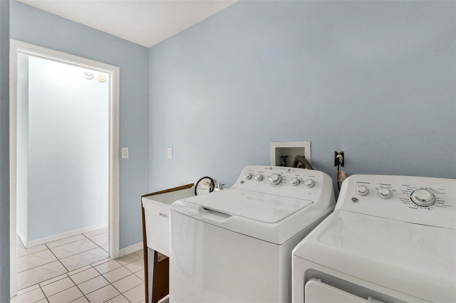 KINGS COVE UNIT 07 TR A-C - Residential