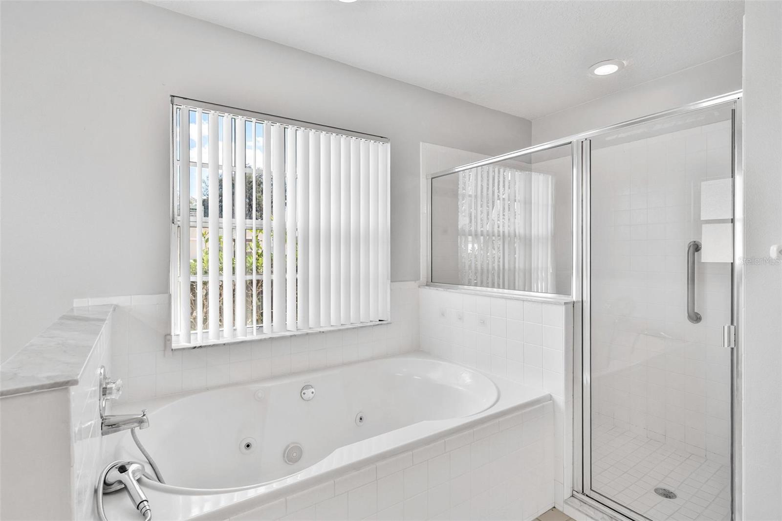 KINGS COVE UNIT 07 TR A-C - Residential