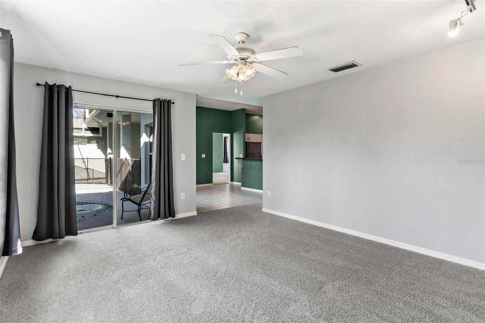 KINGS COVE UNIT 07 TR A-C - Residential