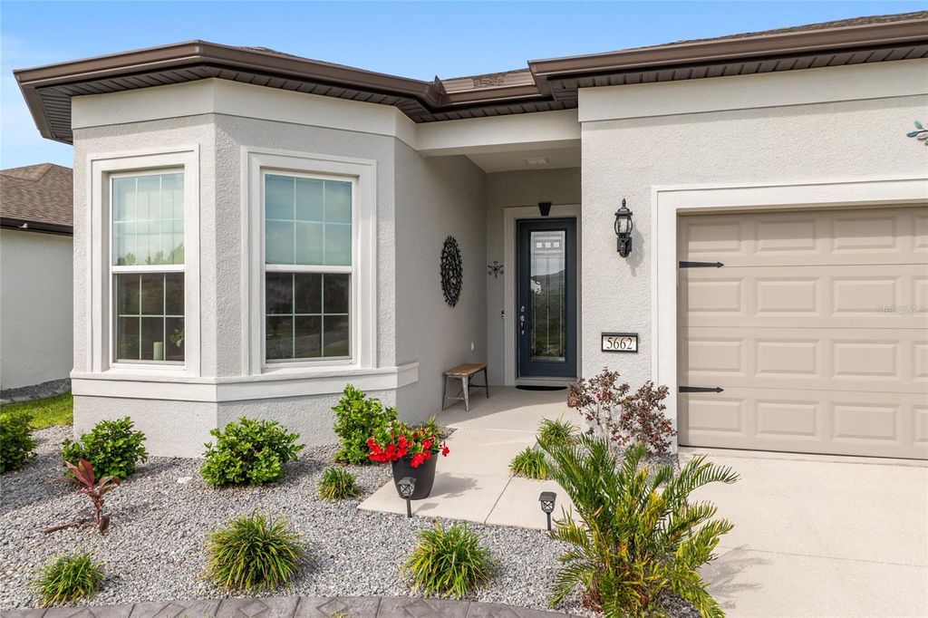 Photo of 5662 SW 94th Avenue, Ocala, FL 34481 (MLS # OM721931)