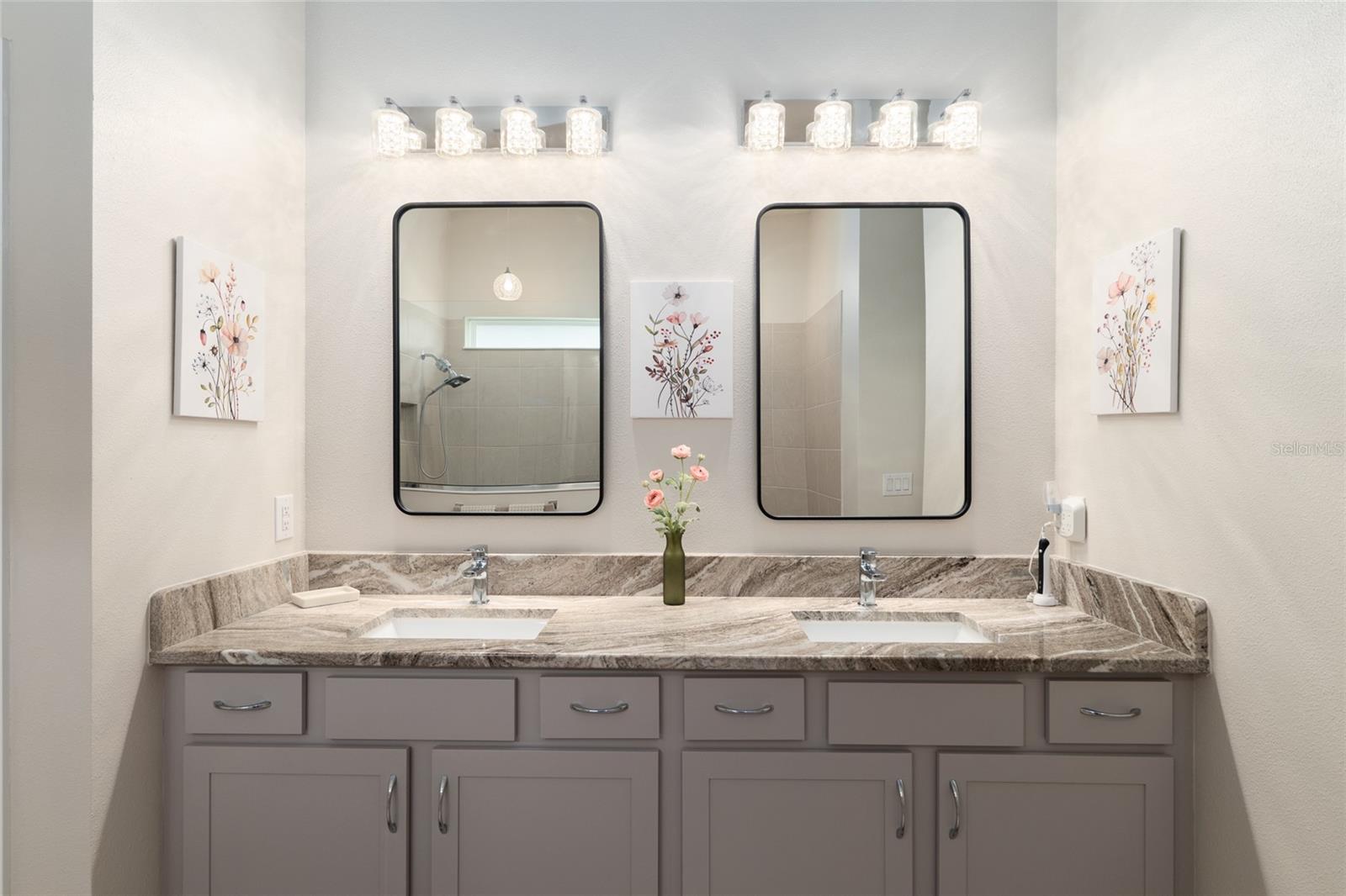 STONE CREEK - Residential