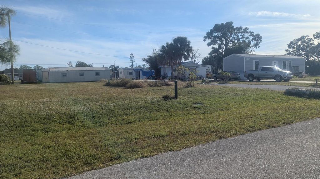 Photo of 2045 Willow Avenue, Englewood, FL 34224 (MLS # N6141455)