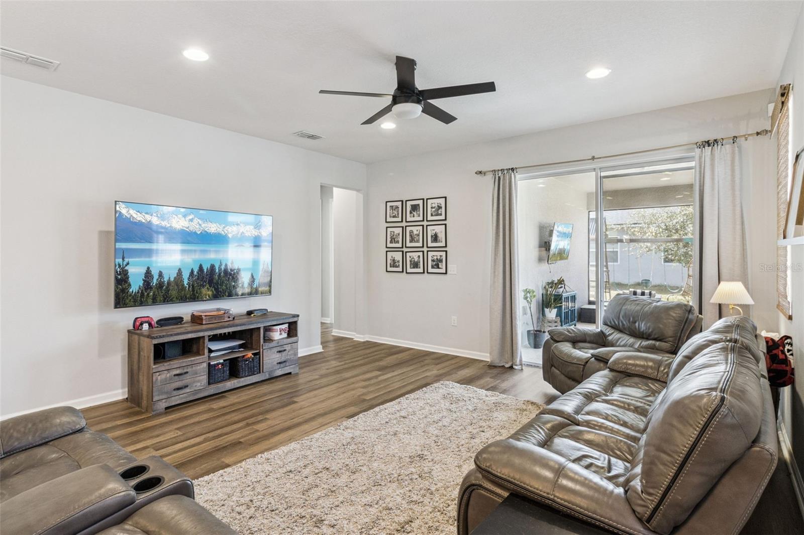 NORTHRIDGE ESTATES - Residential