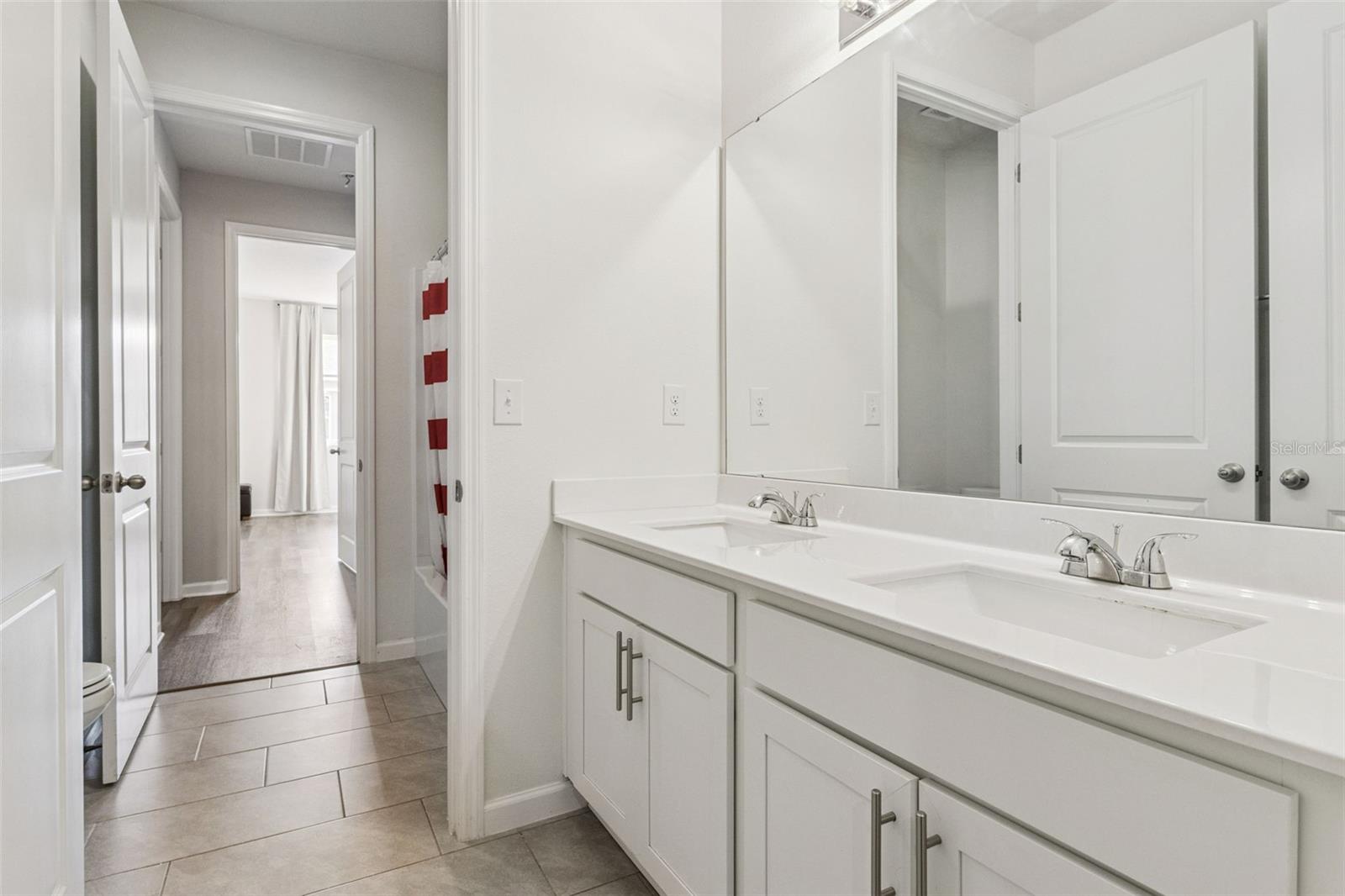 NORTHRIDGE ESTATES - Residential