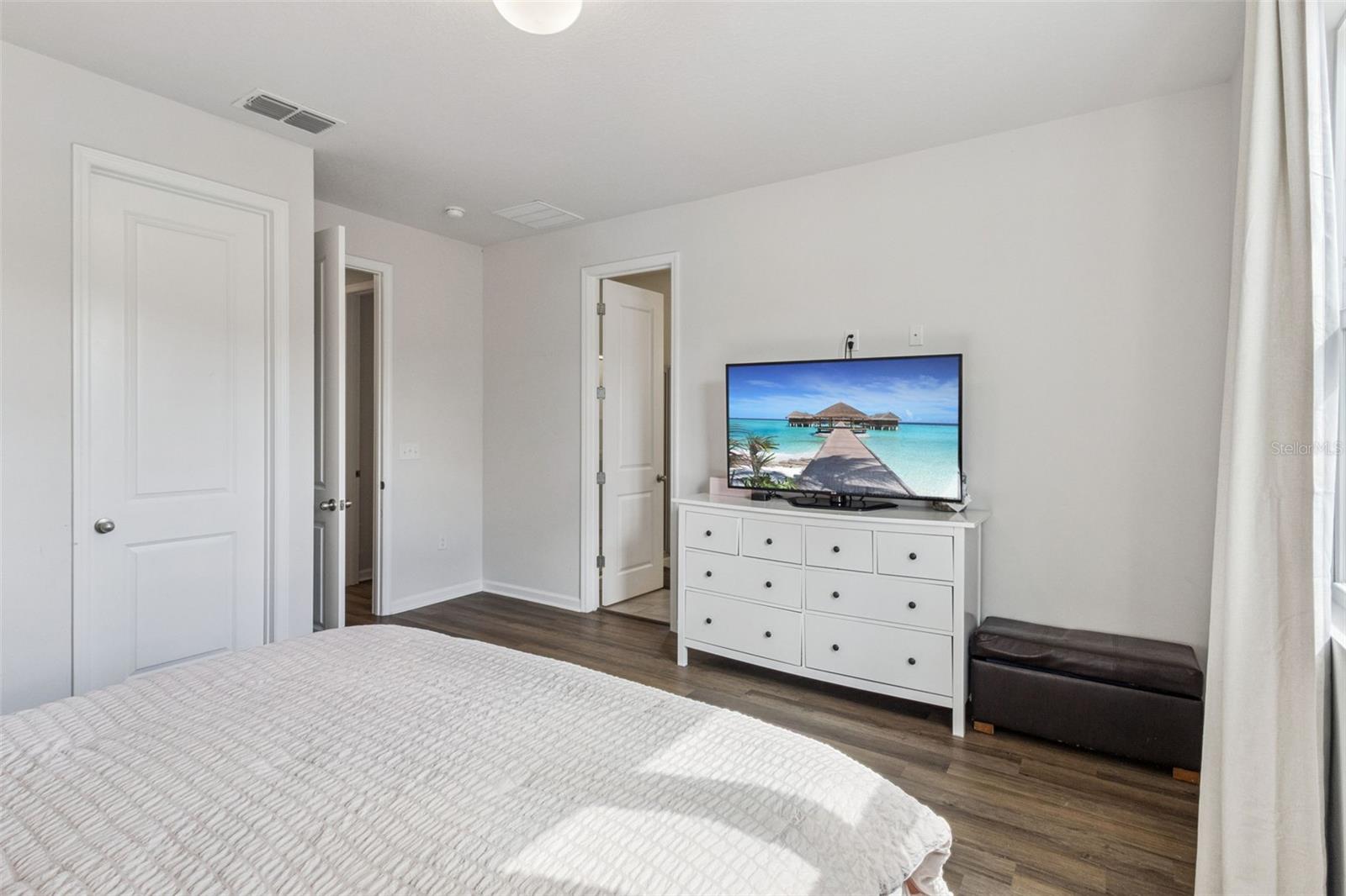 NORTHRIDGE ESTATES - Residential