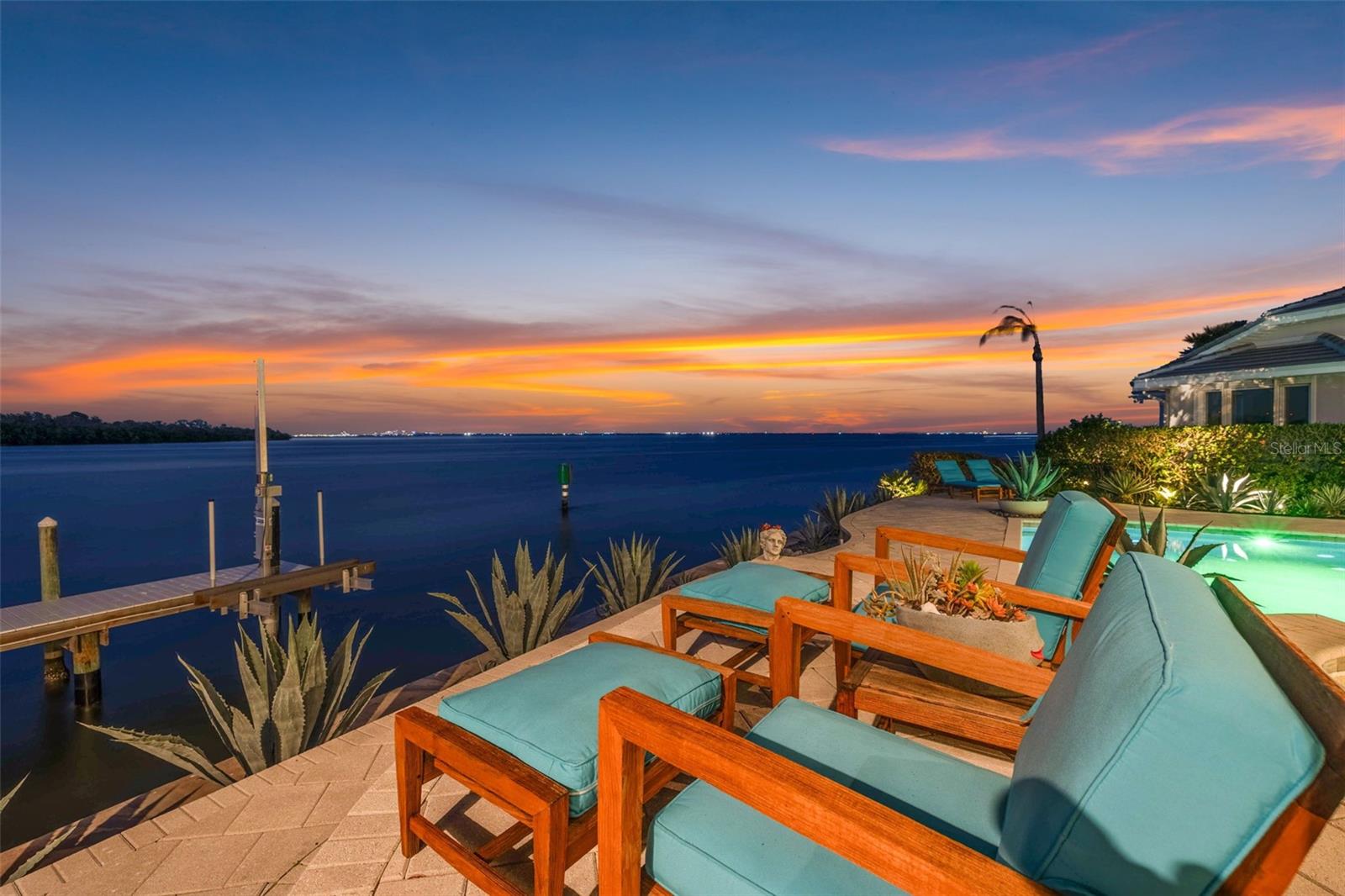 VENETIAN ISLES - Residential