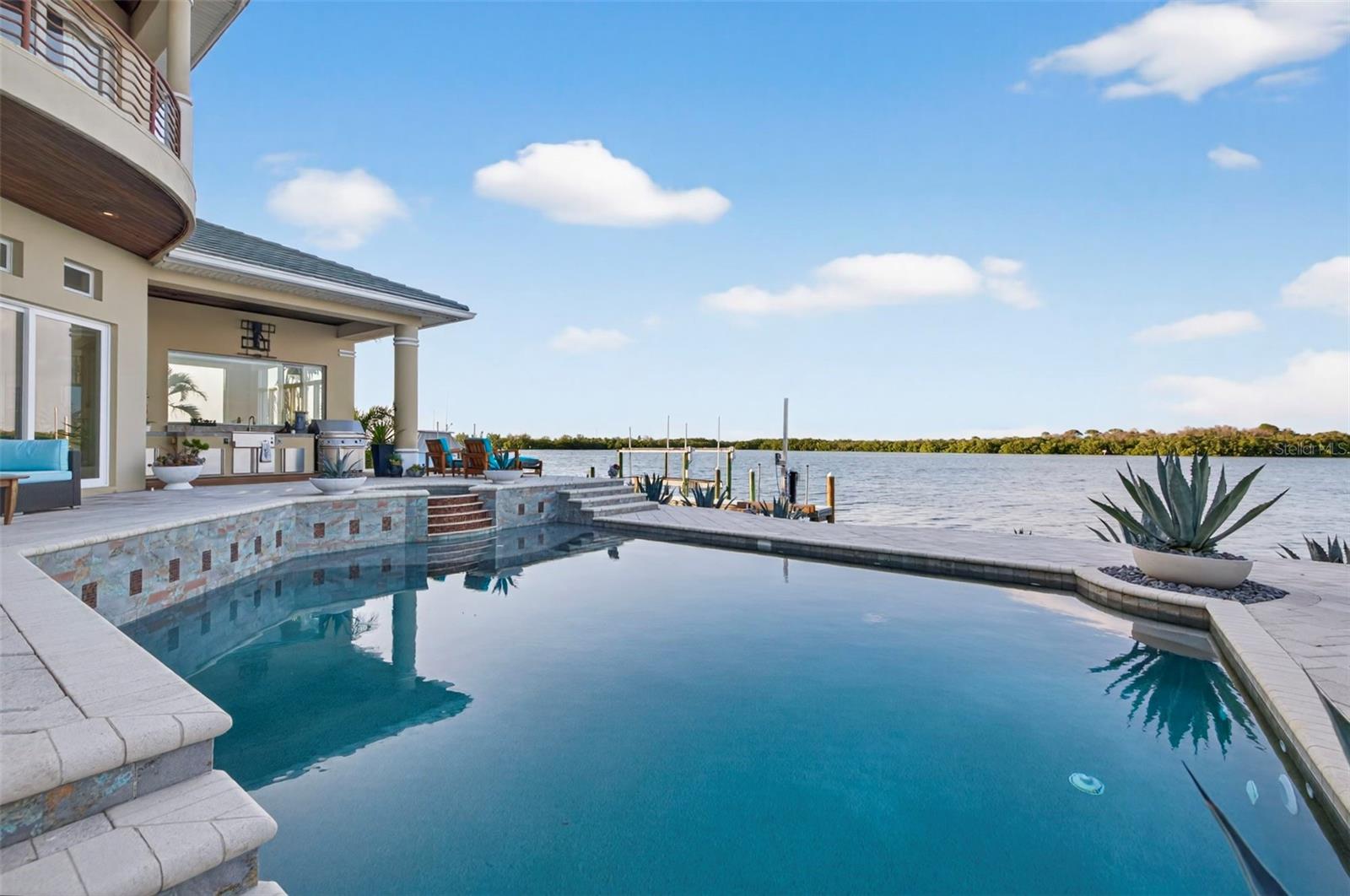 VENETIAN ISLES - Residential