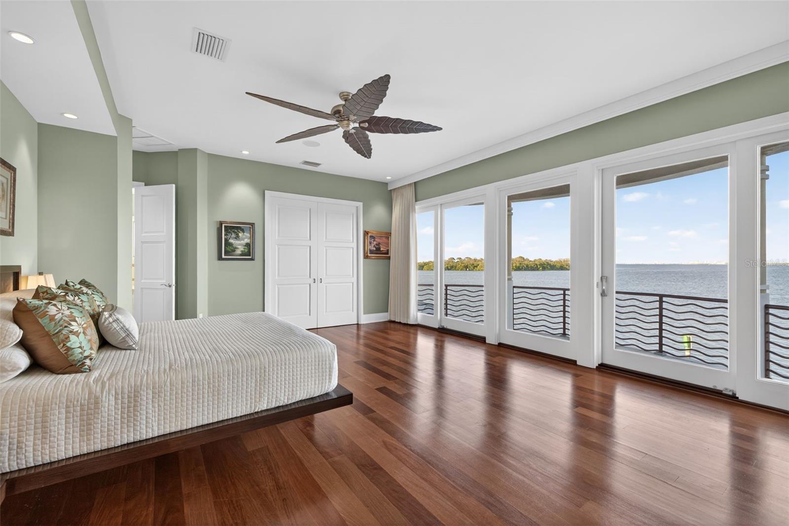 VENETIAN ISLES - Residential