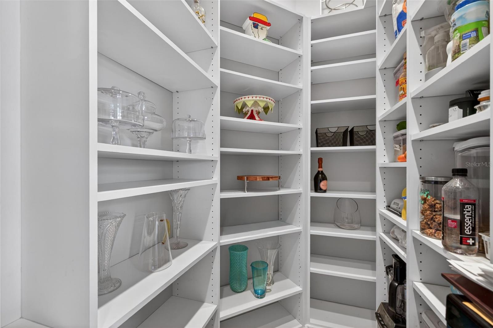 VENETIAN ISLES - Residential