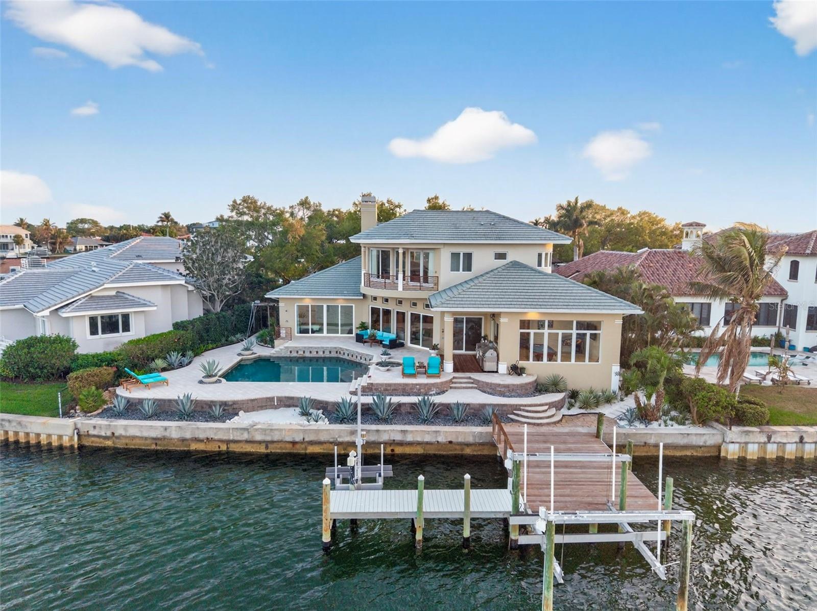 VENETIAN ISLES - Residential