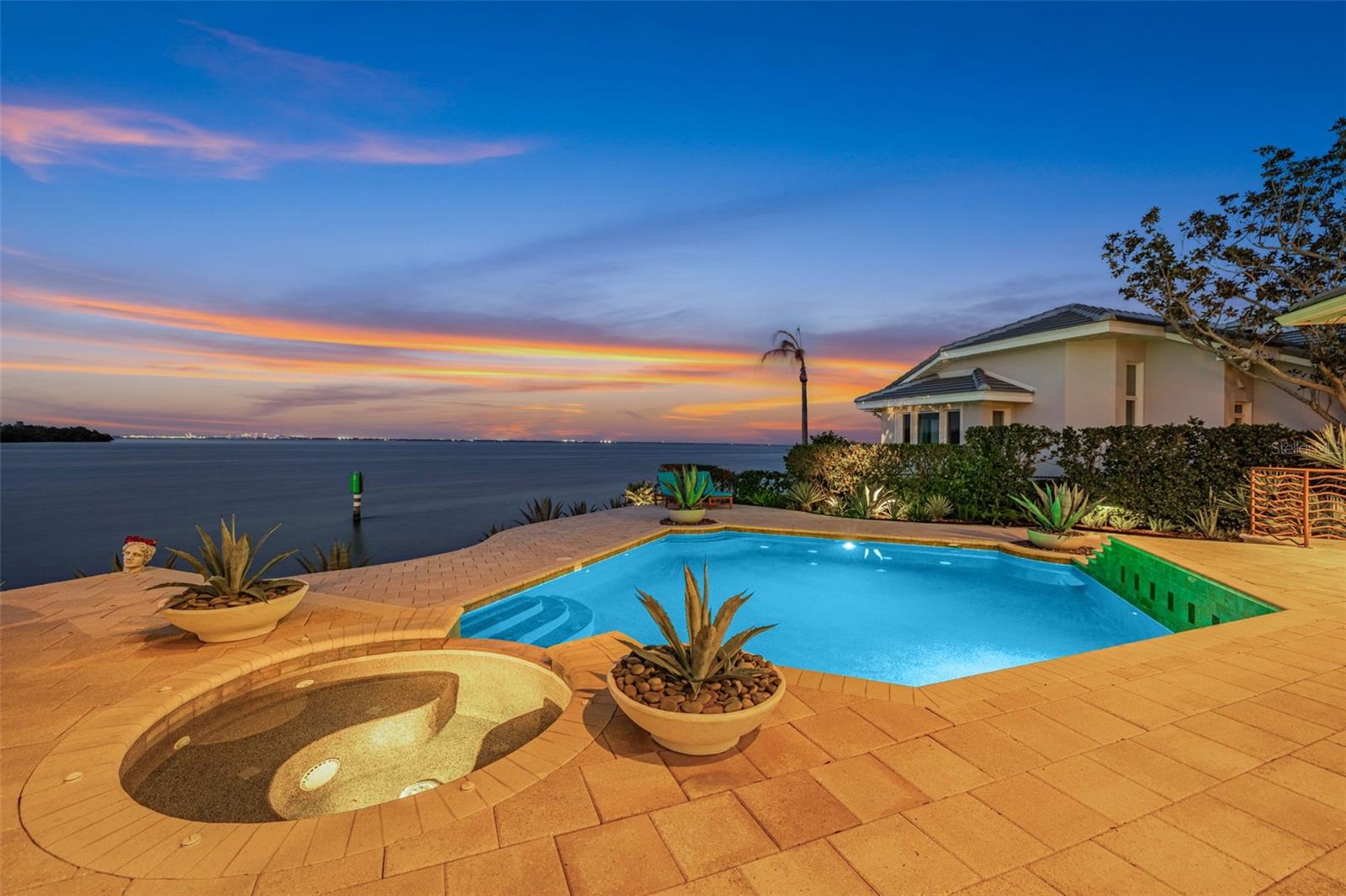 VENETIAN ISLES - Residential