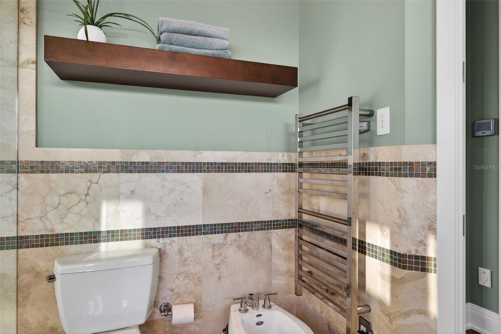 VENETIAN ISLES - Residential