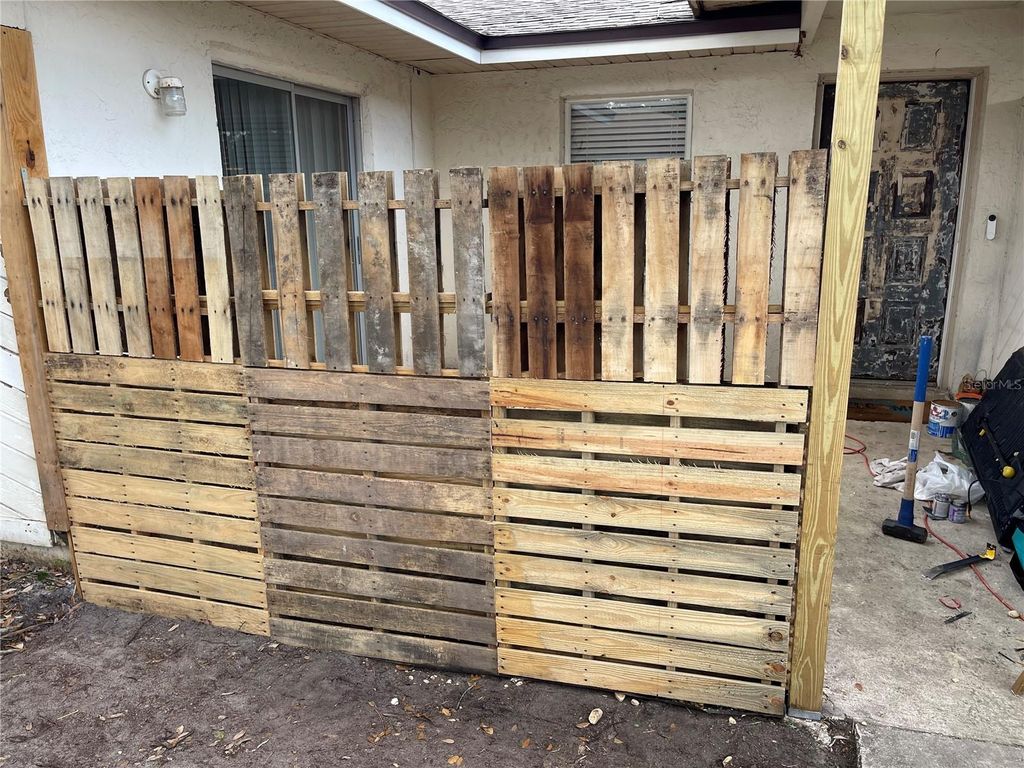 Photo of 6939 Sunny Lane Avenue, Orlando, FL 32809 (MLS # O6349584)