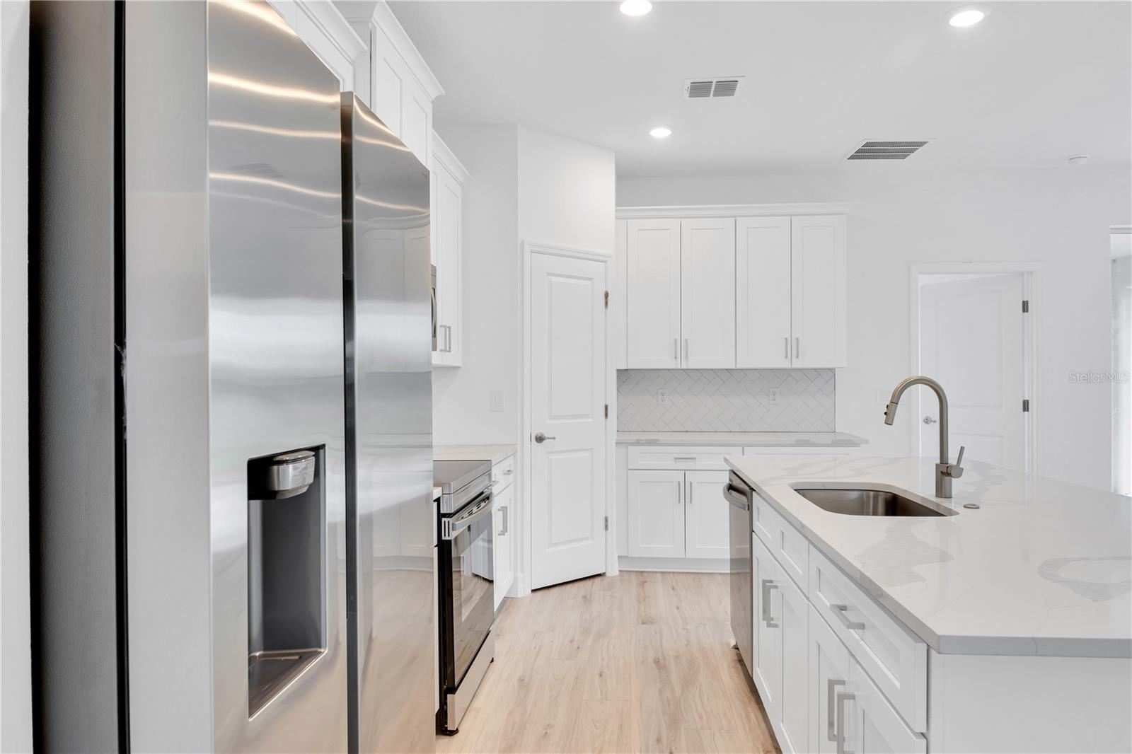 MARION OAKS UN 06 - Residential