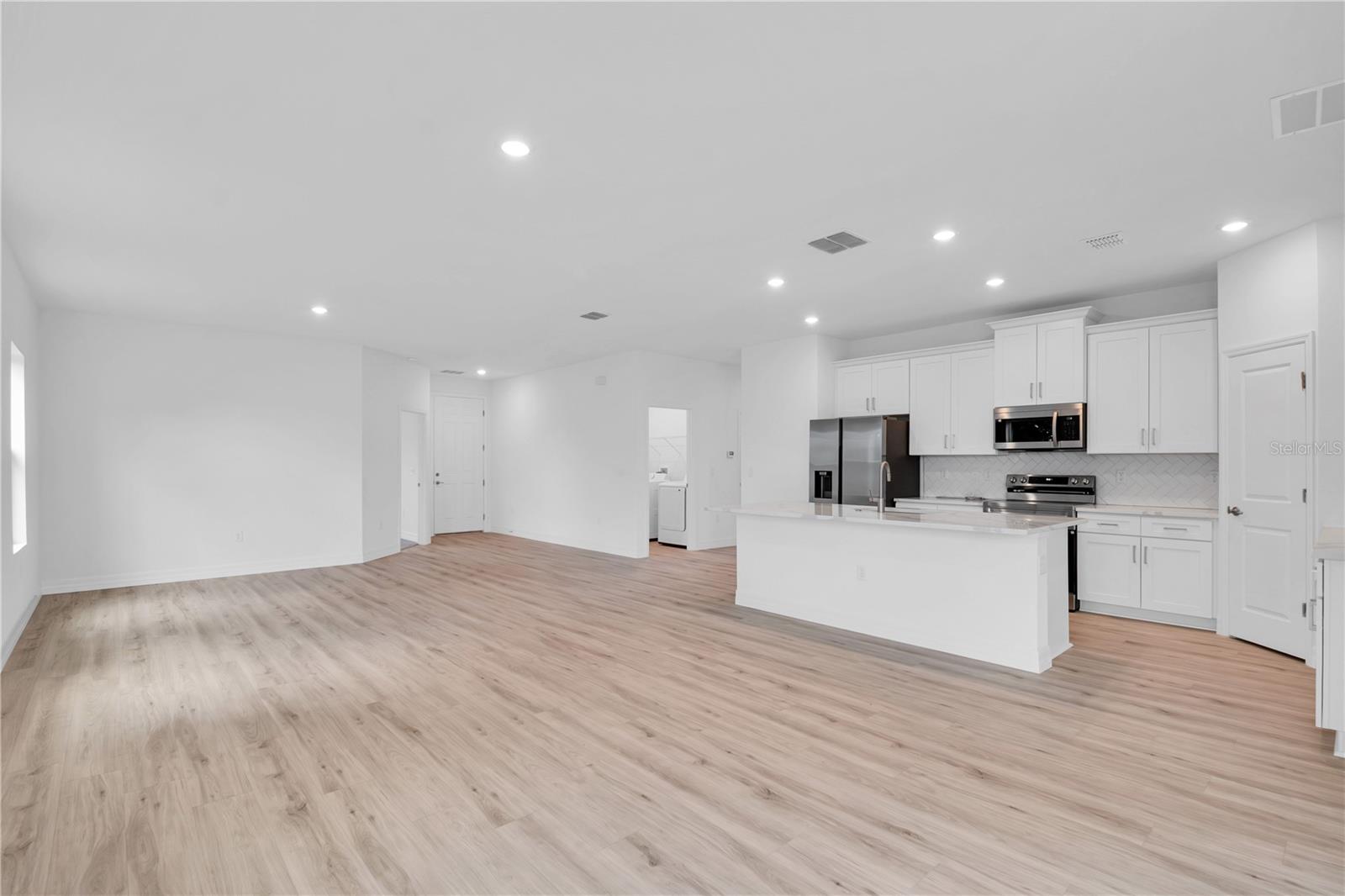 MARION OAKS UN 06 - Residential