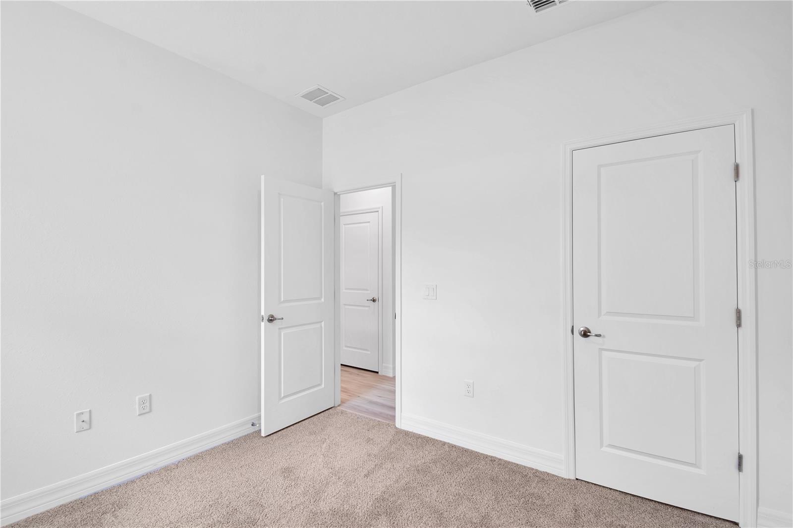 MARION OAKS UN 06 - Residential