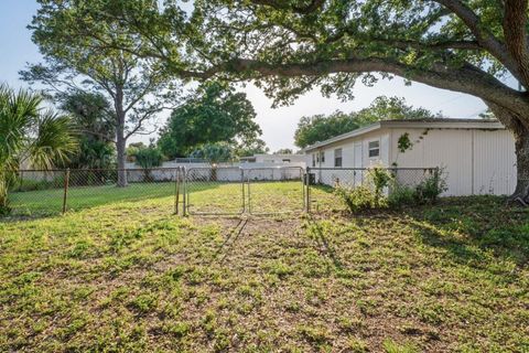 A home in TAMPA