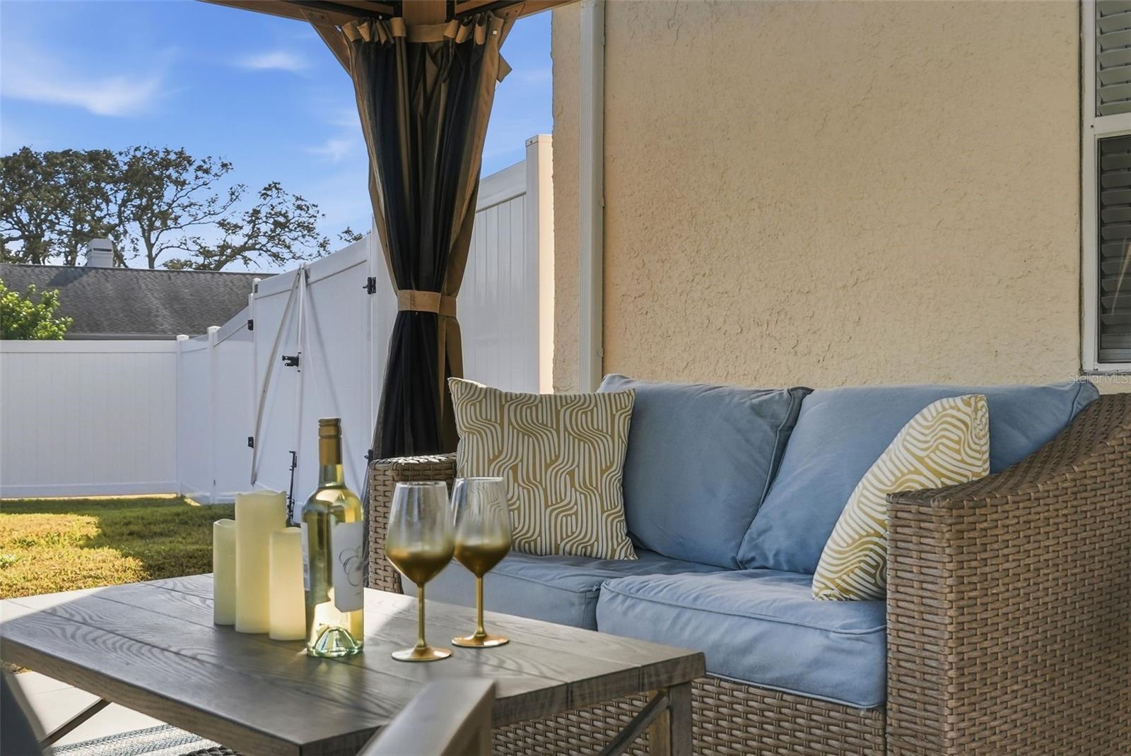 EXPLORERS COVE - Residential