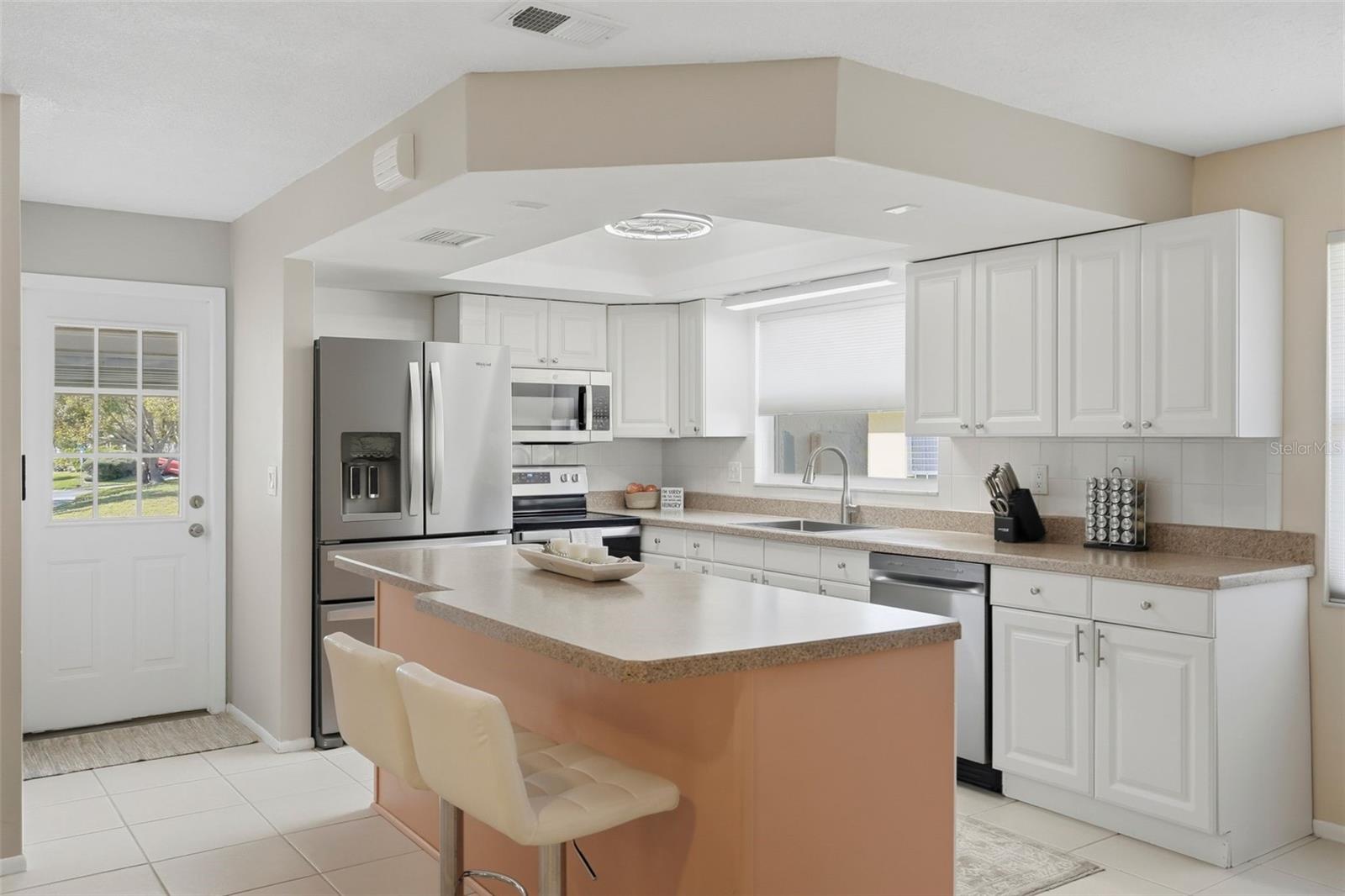 EXPLORERS COVE - Residential