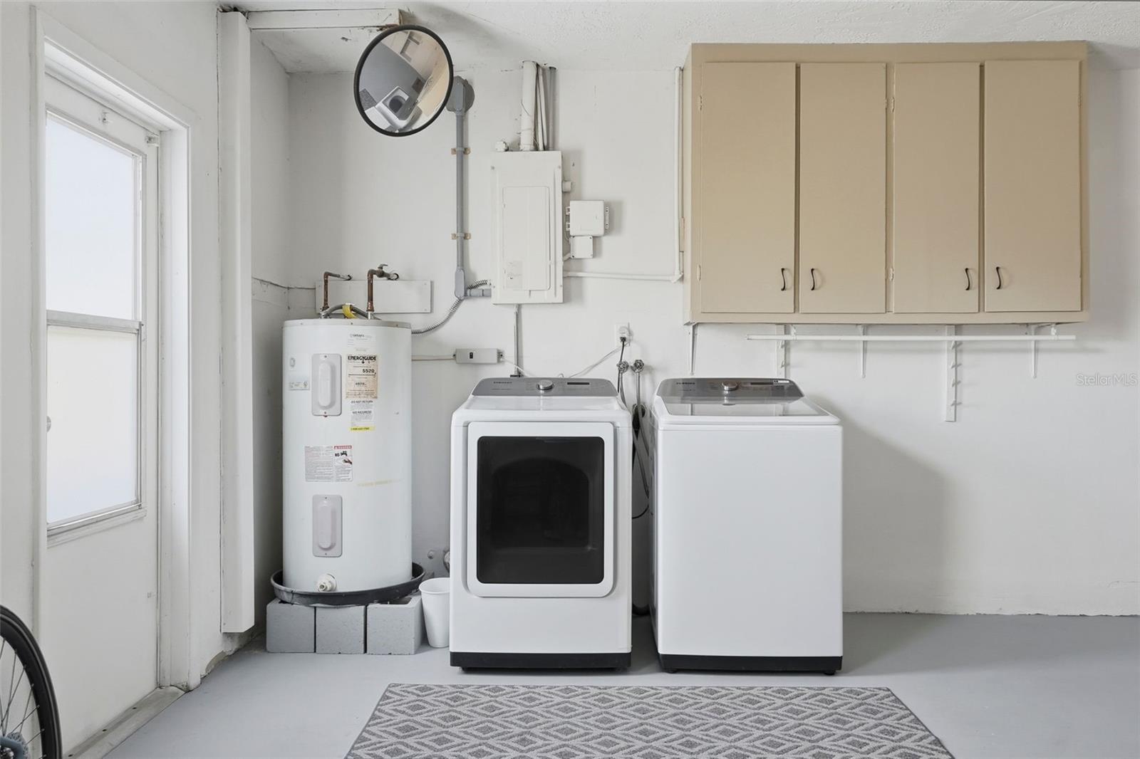 EXPLORERS COVE - Residential