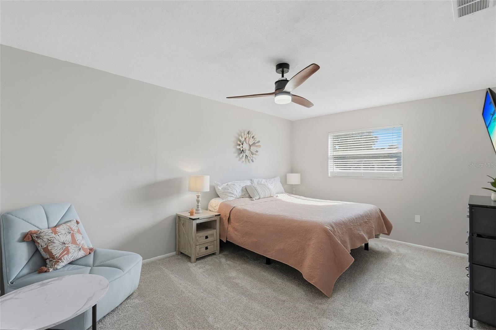 EXPLORERS COVE - Residential