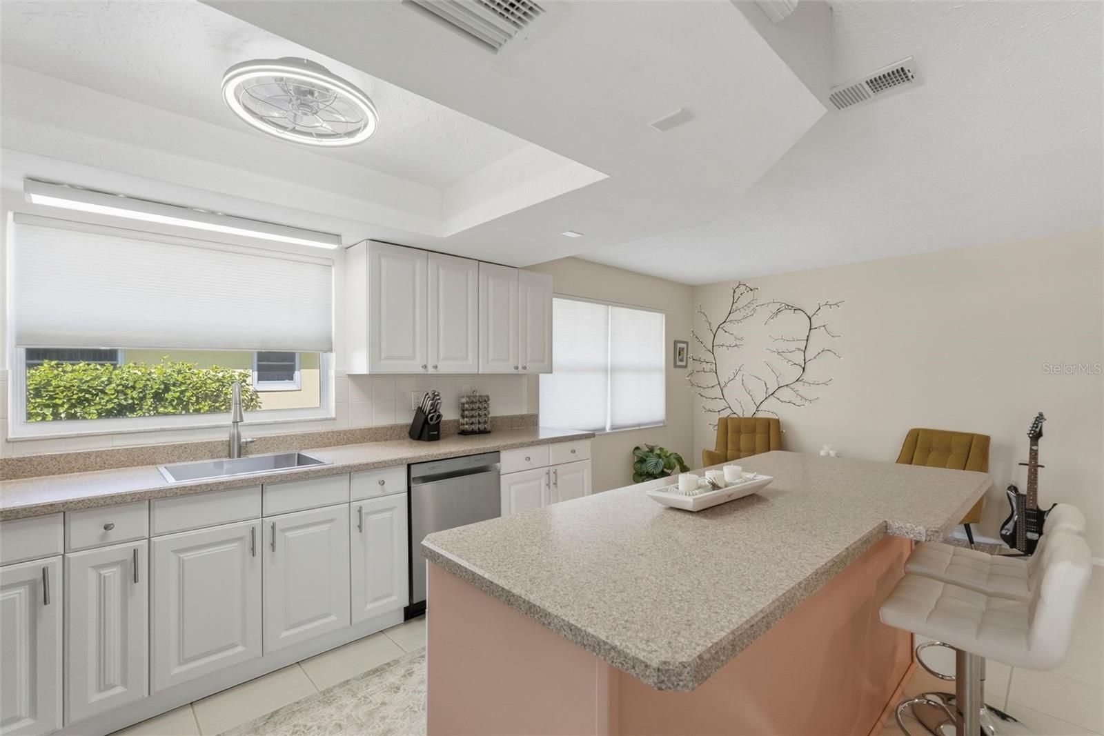 EXPLORERS COVE - Residential