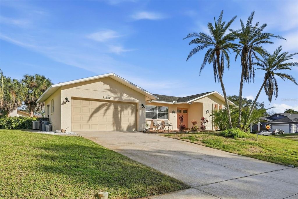 Photo of 500 Sanibel Court, Tarpon Springs, FL 34689 (MLS # TB8468150)