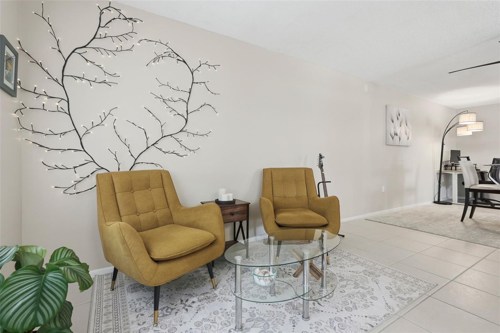 EXPLORERS COVE - Residential