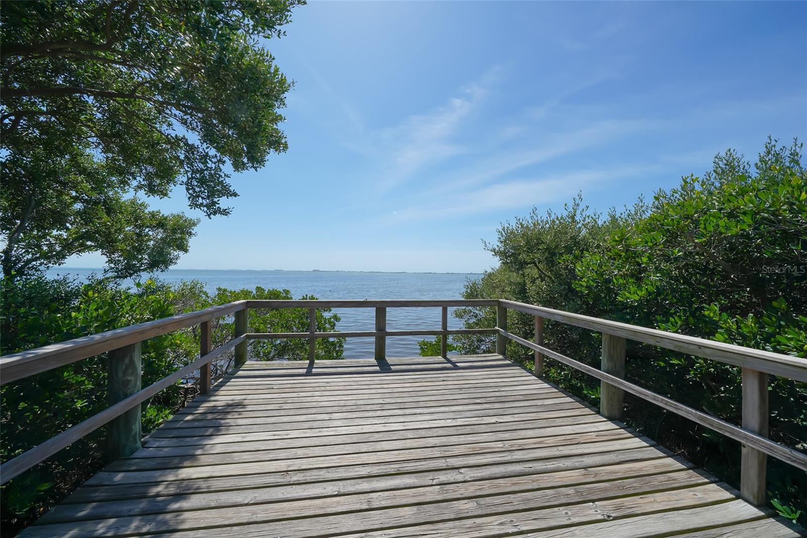 LEGENDS BAY - Residential