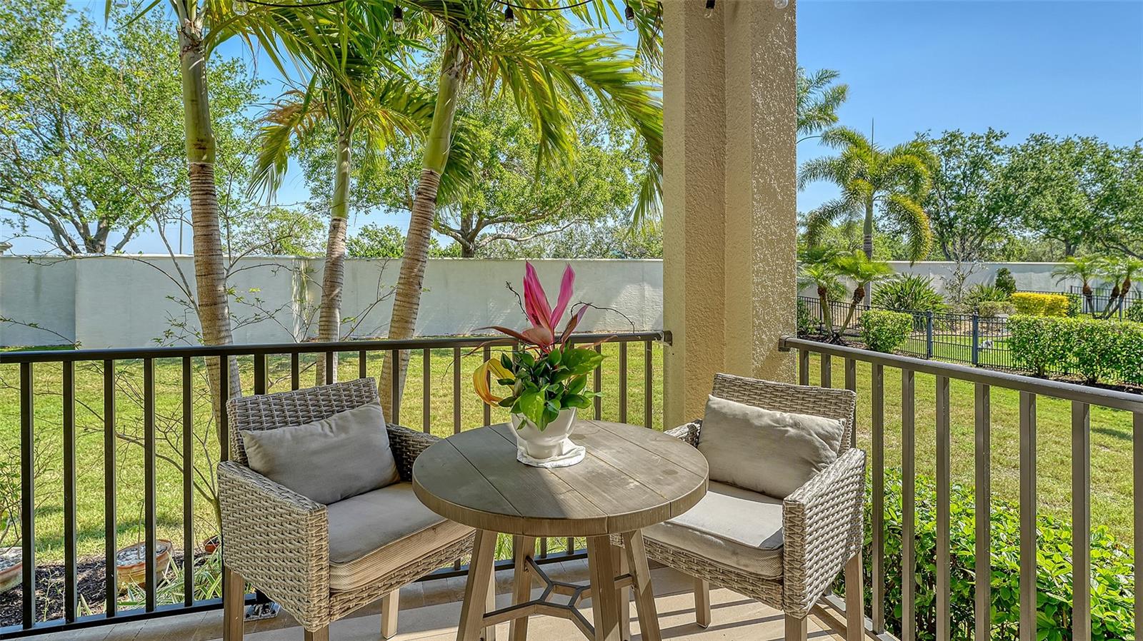 LEGENDS BAY - Residential