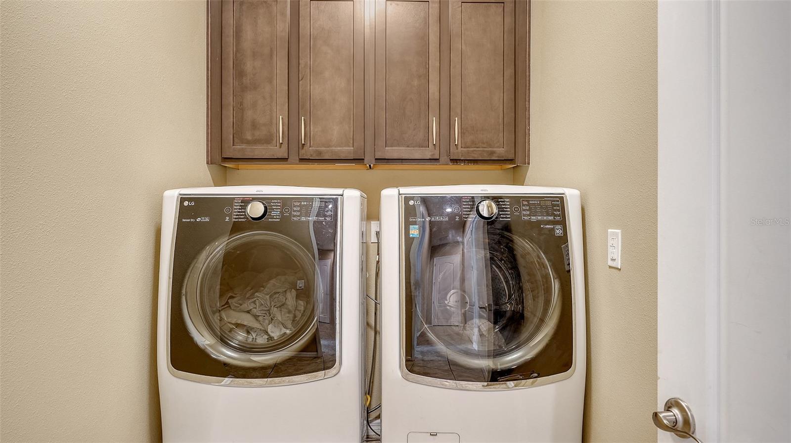 LEGENDS BAY - Residential