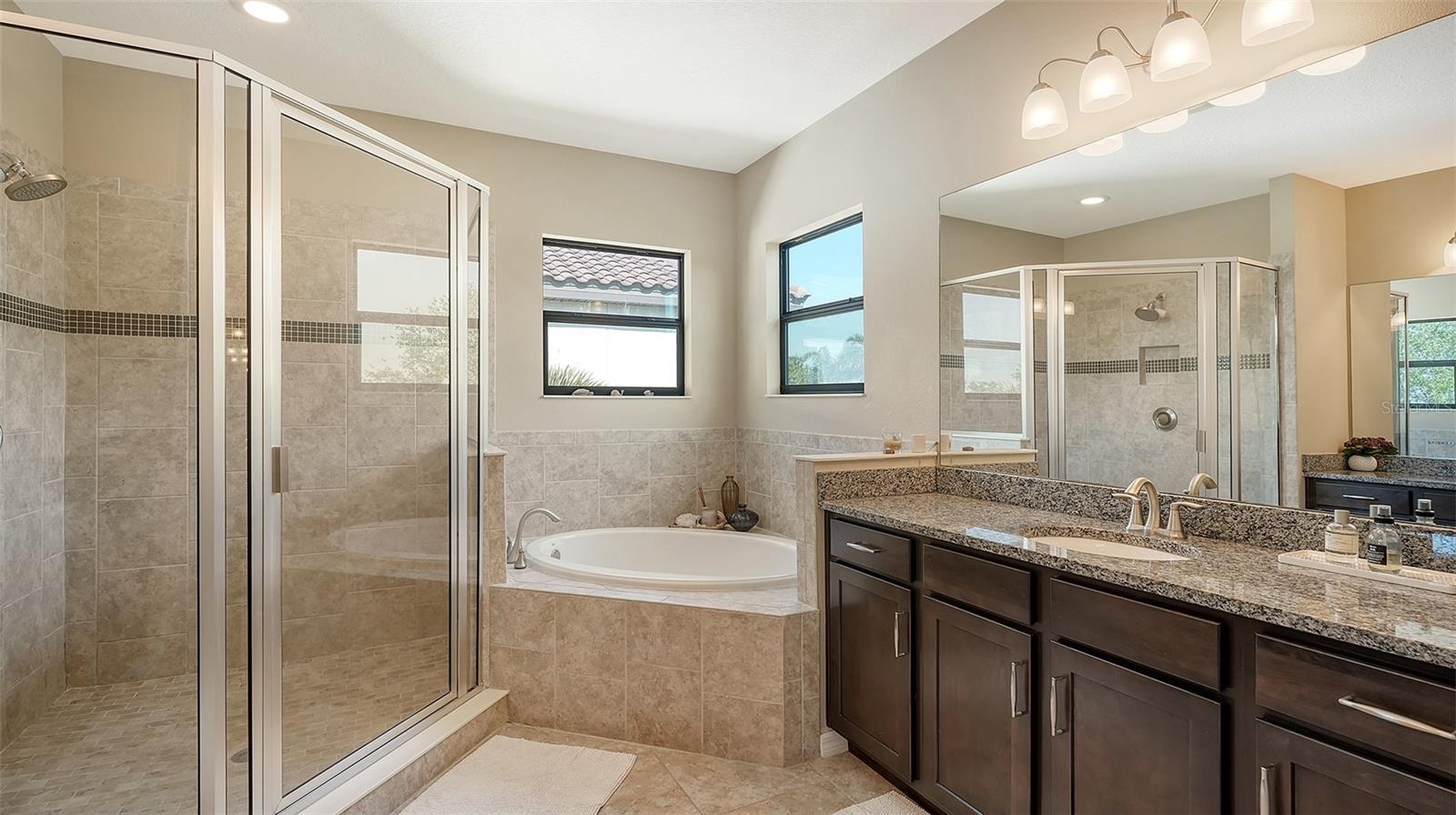 LEGENDS BAY - Residential