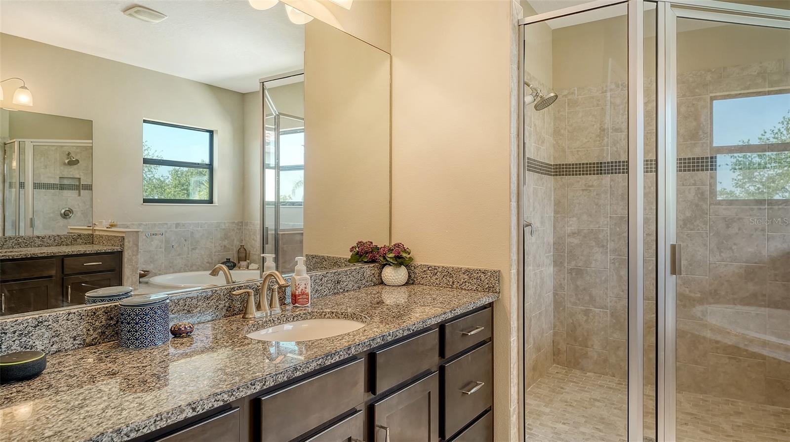 LEGENDS BAY - Residential