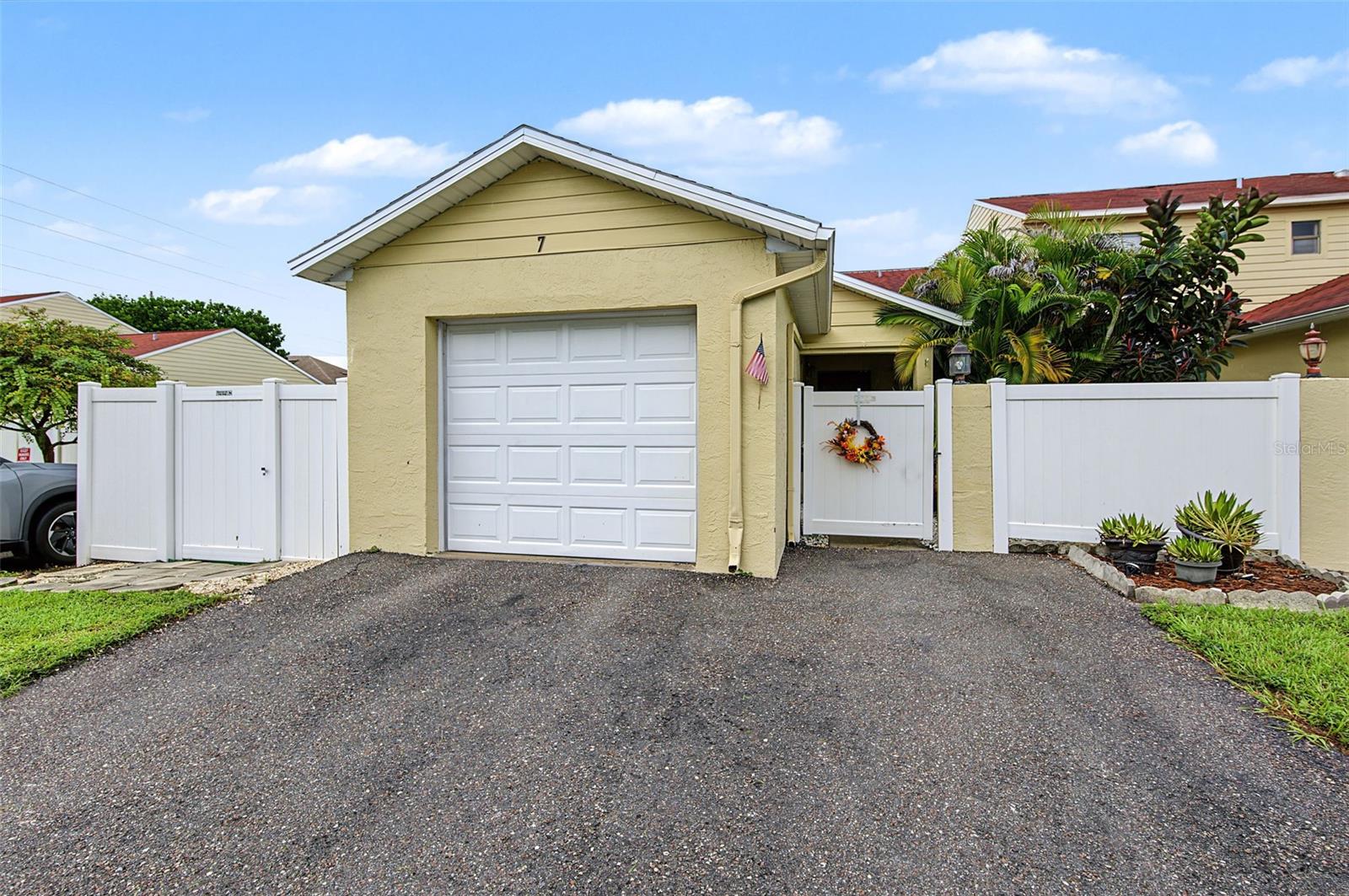 2771 SUMMERDALE DRIVE 7