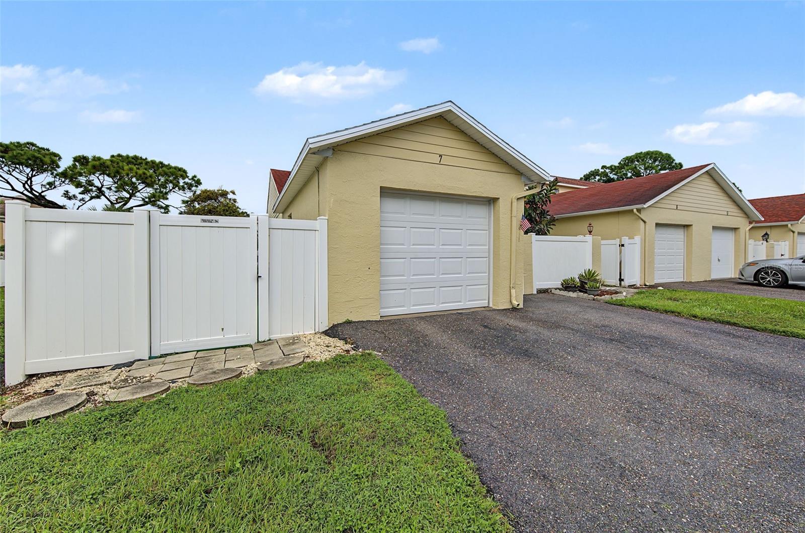 2771 SUMMERDALE DRIVE 7