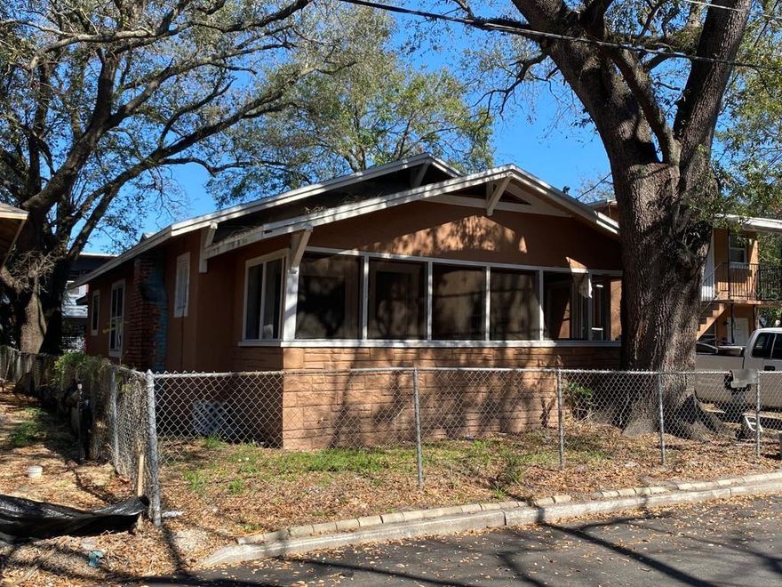 INVESTORS PAY ATTENTION. A Detached single-family home AND a Duplex on the same lot now for sale in Downtown Orlando. See 4-point info for each below. No updates needed, ready to go. Property is close to the  UCF campus in Downtown Orlando and in the "Sports Corridor" of Orlando-bounded by Amway Center, Soccer Stadium and Camping World Stadium, located behind the Orlando Police HQ off South street. Minutes away from shopping centers at the Mall at Millennia as well as the Florida Mall. And in the other direction, minutes away from Dr. Phillips Center for Performing Arts, Bob Carr Theater and restaurants. 
Unit 1029- Detached 3 bed/1 bath Single-family home with a large, enclosed front porch and Separate living and dining areas. Indoor laundry with washer/dryer hookups. Roof-2020, Central HVAC- 2017. Re-piped 11 years ago, electrical good. 4-point from Jan. 2022 is available, ask agent. Currently being rented at $1300.month- no utilities included in rent. 
1025 Duplex- Unit A and B. Each unit is 600 sqft. NO washer/dryer hookups in either unit. Unit A is vacant. Unit B is rented at $1000/month. Each have a living area and kitchen space. Roof- 2020. Central HVAC- NEW. Completely re-piped 11 years ago. Electrical good- 4-point from Jan. 2022 is available, ask agent.