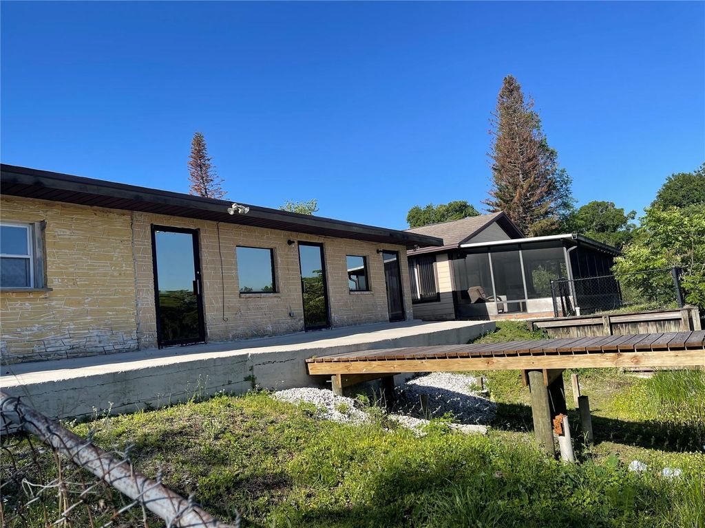 Photo of 3012 Skyview Drive, Lakeland, FL 33801 (MLS # L4961428)
