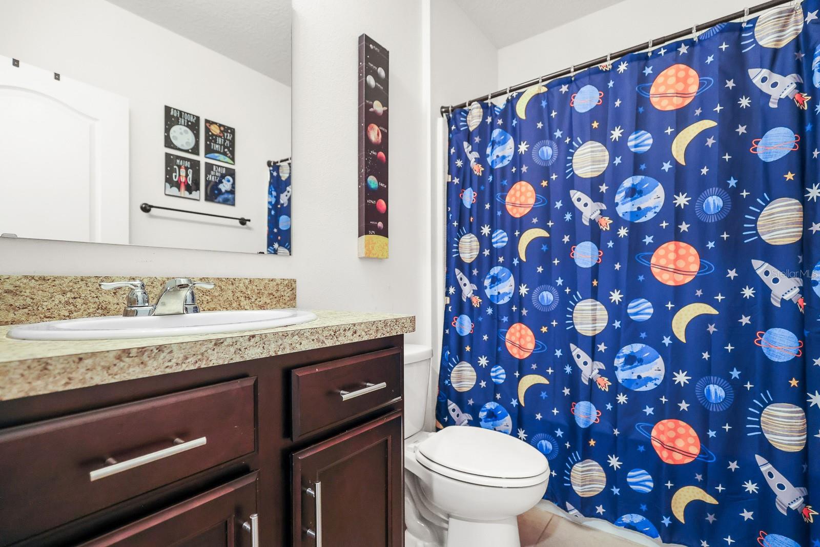 LAKE BLUFF/TOWN CENTER EAST-PH - Residential