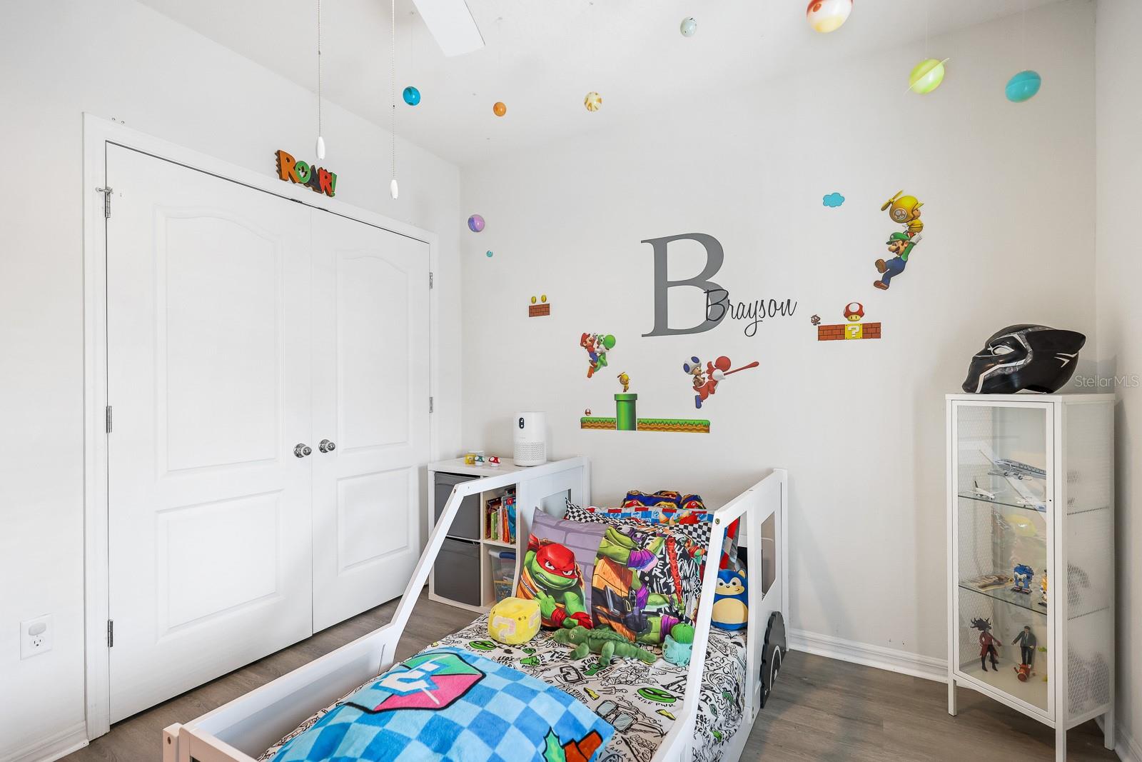 LAKE BLUFF/TOWN CENTER EAST-PH - Residential