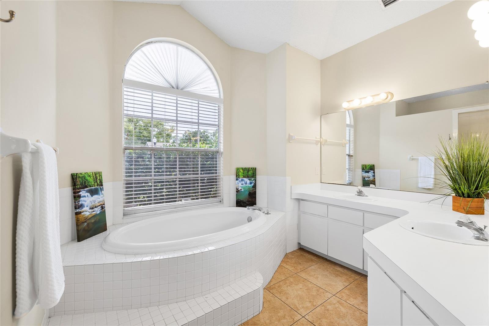 TRINITY OAKS INCREMENT M SOUTH - Residential