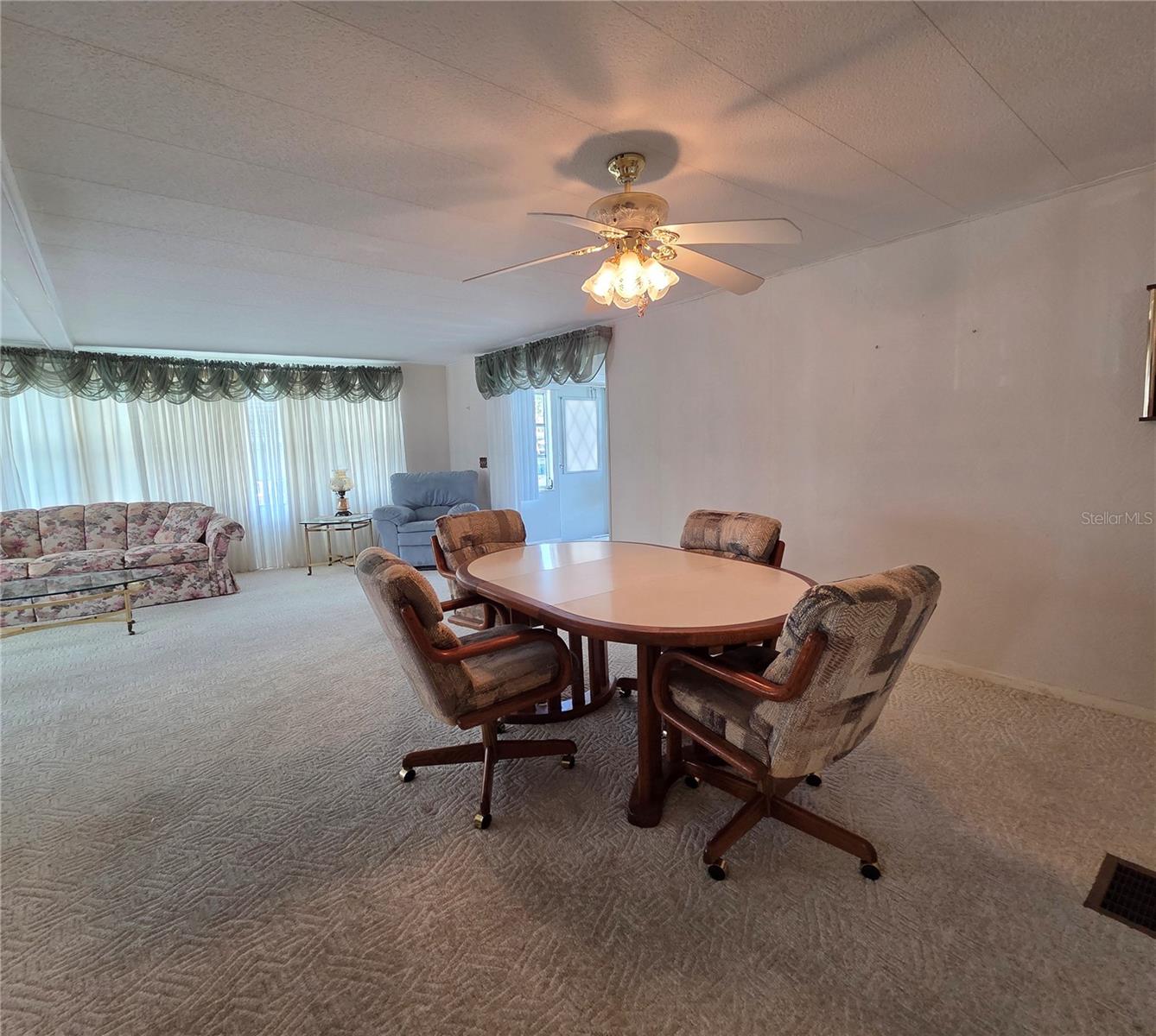 HAWTHORNE AT LEESBURG A COOP - Residential