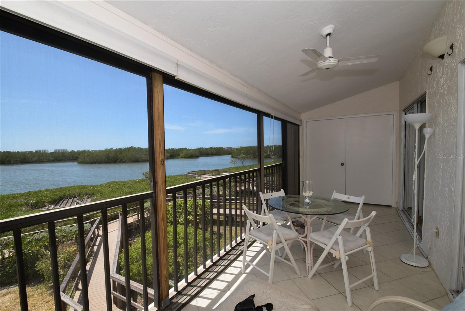 PELICAN COVE VI - Residential Lease