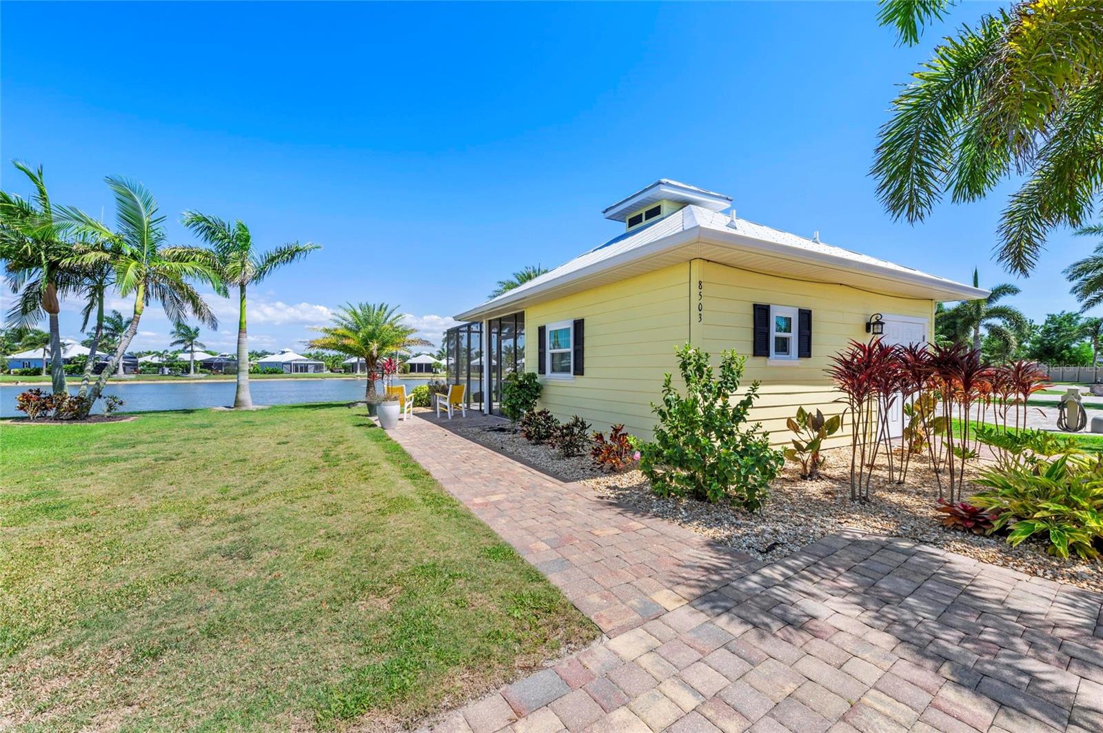 THORNTON CRK MOTORCOACH RESIDENCE - Residential