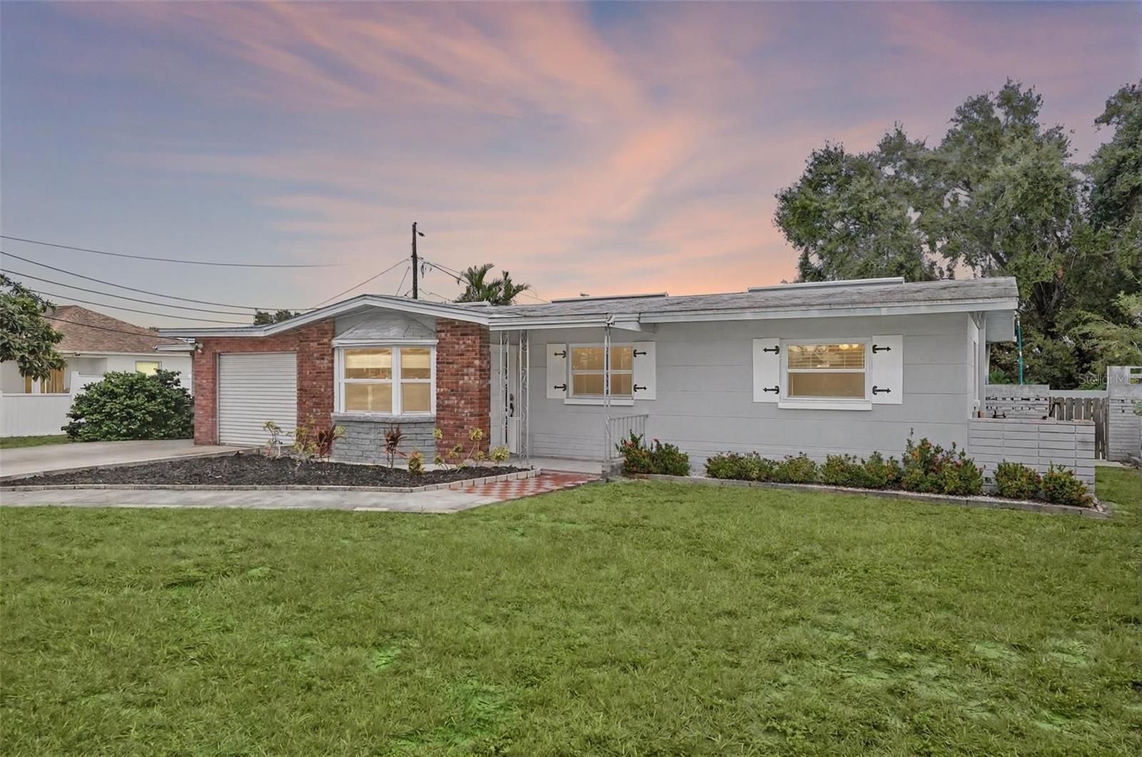 WALSINGHAM HEIGHTS 1ST ADD - Residential