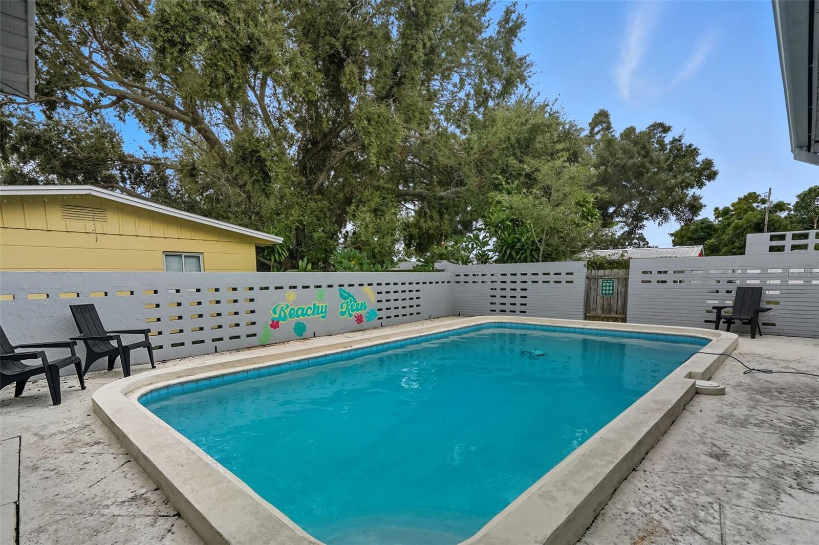 WALSINGHAM HEIGHTS 1ST ADD - Residential