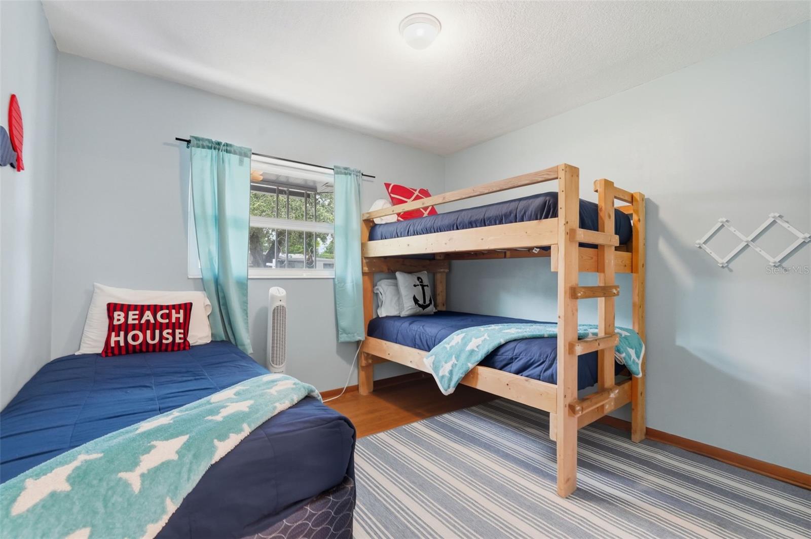 WALSINGHAM HEIGHTS 1ST ADD - Residential