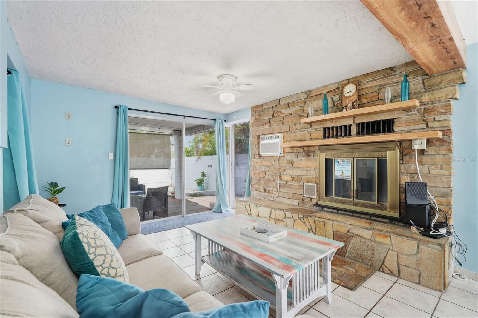WALSINGHAM HEIGHTS 1ST ADD - Residential