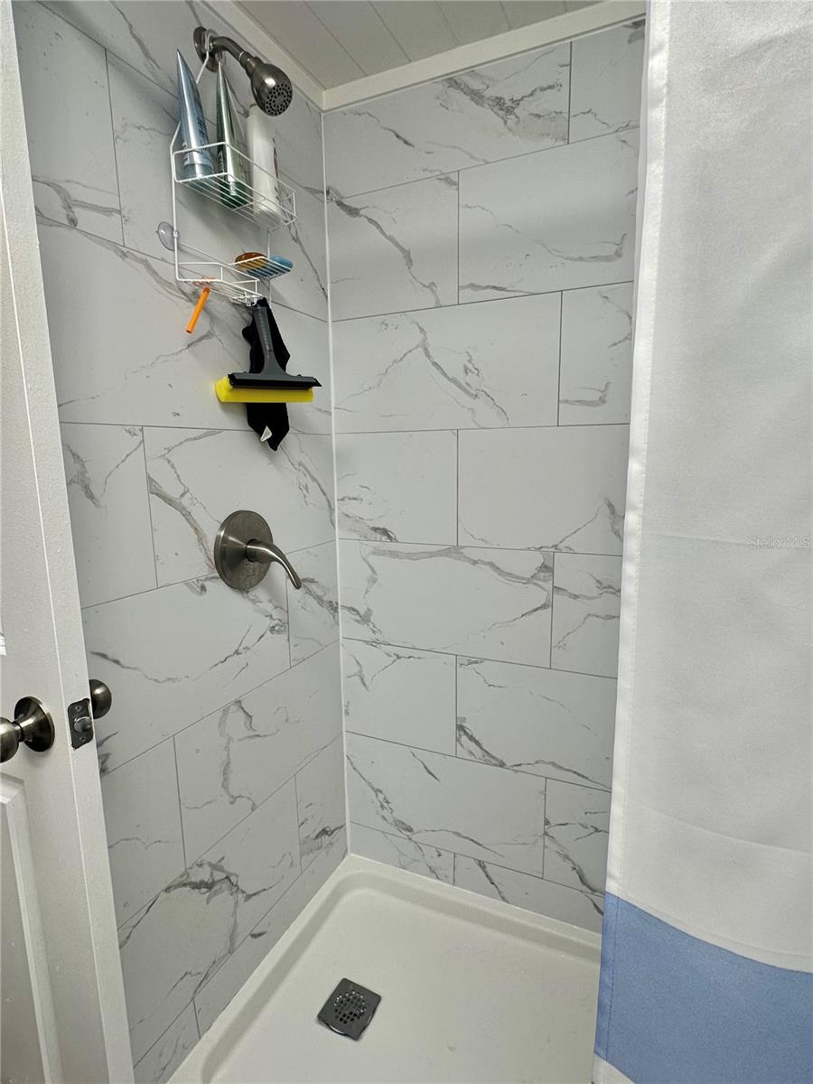 BRADENTON TROPICAL PALMS CO-OP - Residential