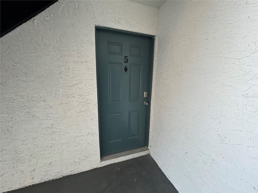 Photo of 4403 S Semoran Boulevard #5, Orlando, FL 32822 (MLS # O6414623)
