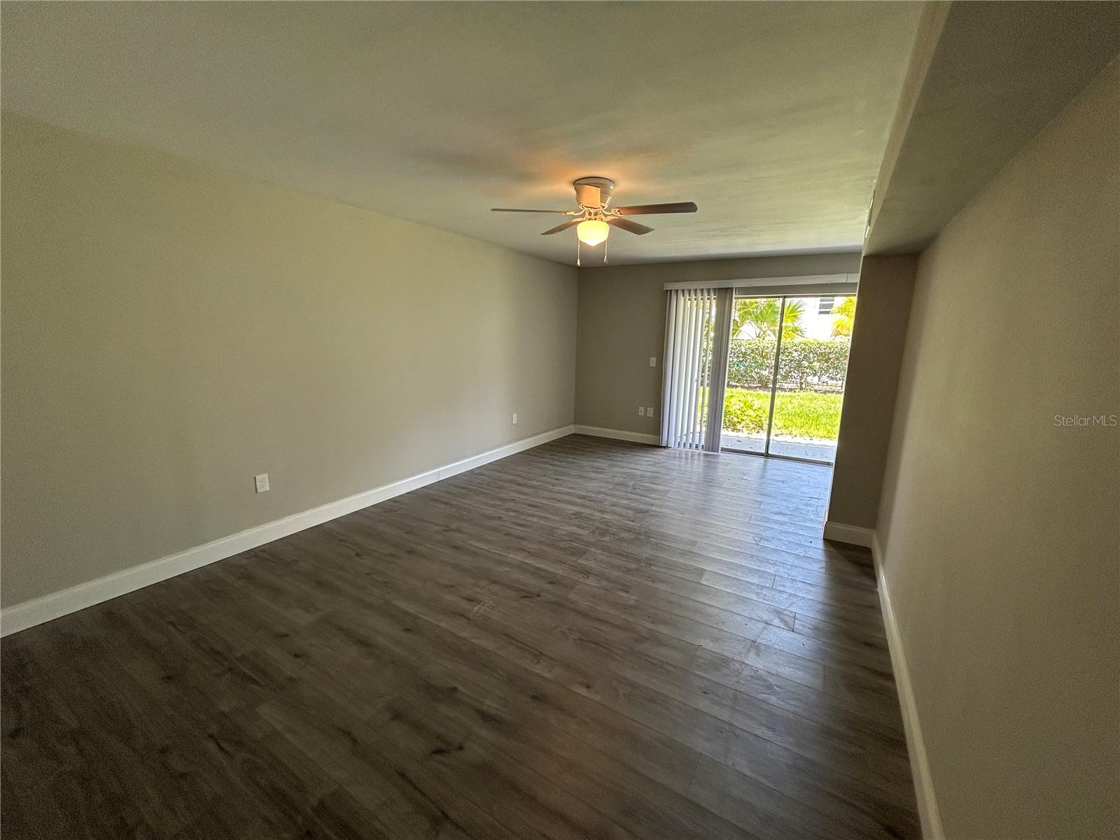 4403 S SEMORAN BOULEVARD 5
